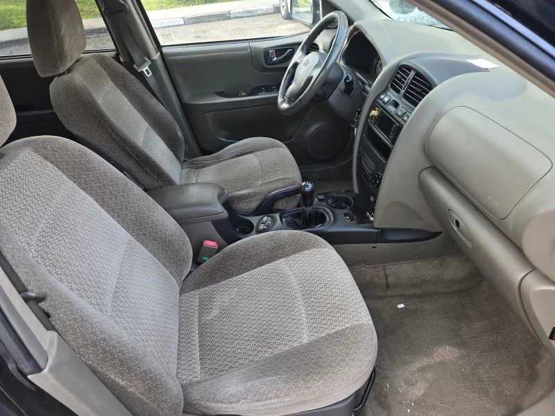 Hyundai Santa fe 2.4 4х4 ГАЗОВ ИНЖЕКЦИОН, снимка 6 - Автомобили и джипове - 52856728