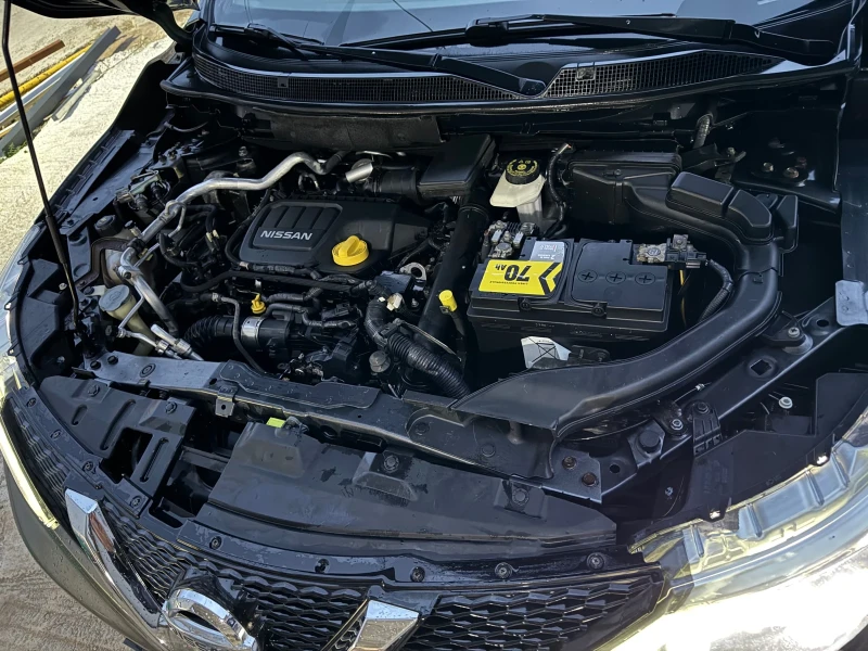 Nissan Qashqai 1.6 dci, снимка 15 - Автомобили и джипове - 53447662