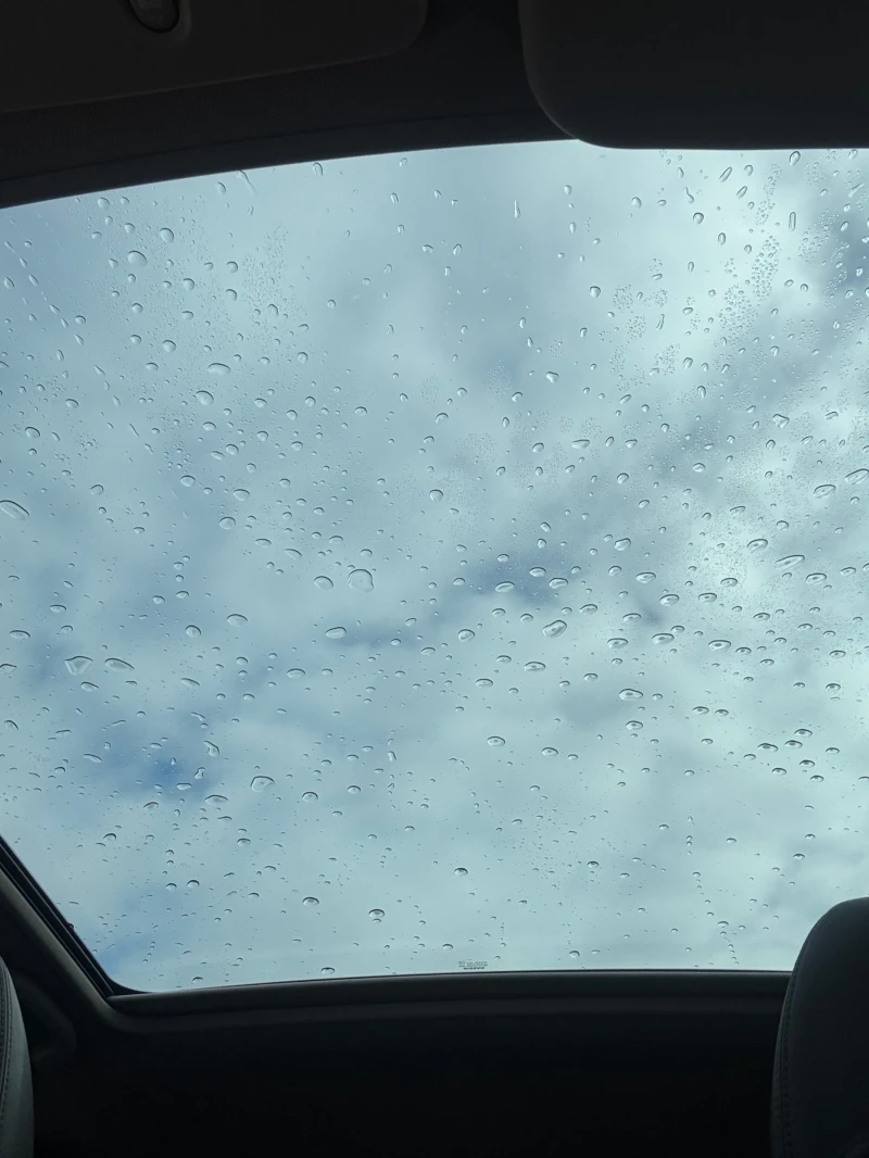 Nissan Qashqai 1.6 dci, снимка 11 - Автомобили и джипове - 53447662