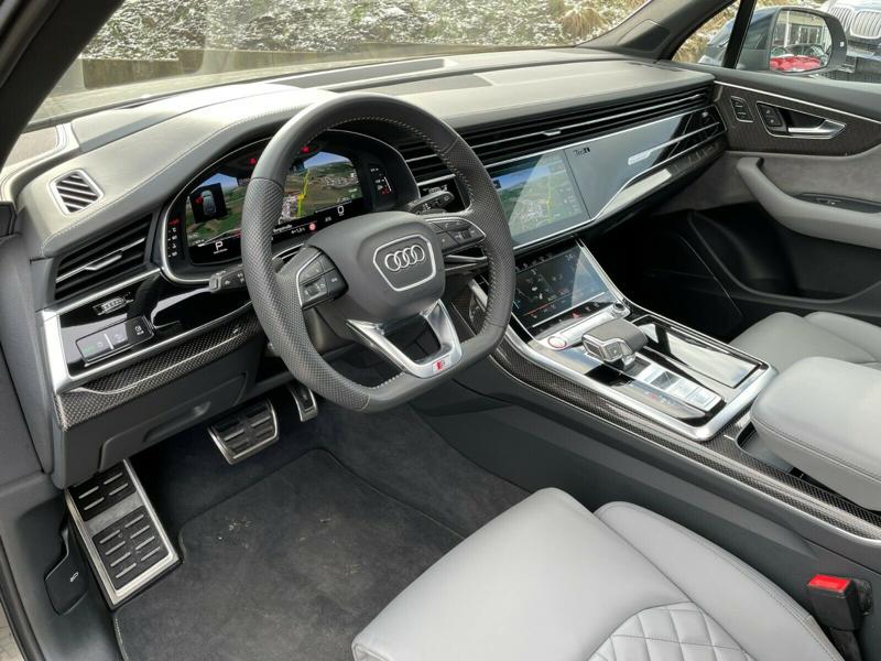 Audi SQ7 Facelift*4.0TDI*MATRIX*HD-MATRIX*Pano*22*ГАРАНЦИЯ, снимка 12 - Автомобили и джипове - 46274946