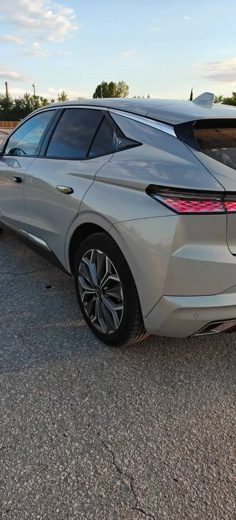 DS DS 4 Crossback 1.5 BlueHDi, снимка 3 - Автомобили и джипове - 56299778