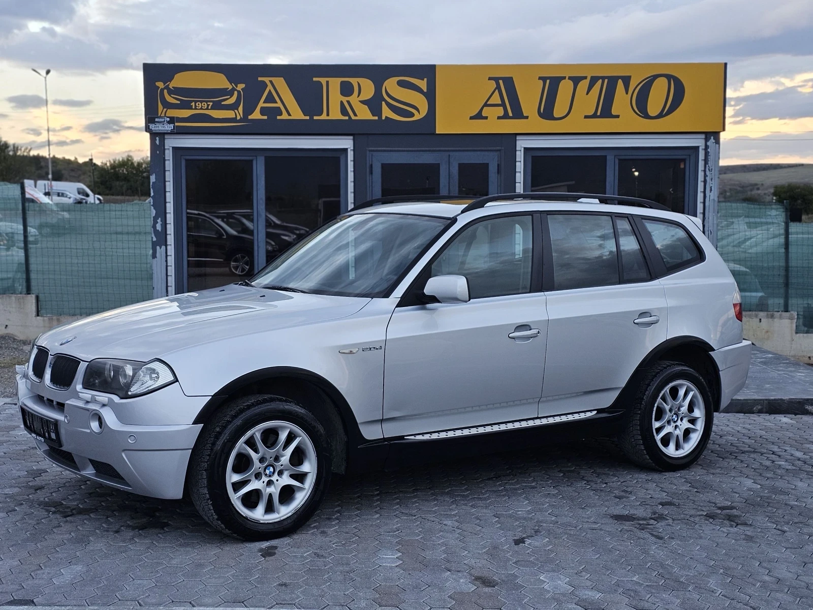 BMW X3 150КС* NAVI* КОЖА* ПАНОРАМА* 4Х4* XENON* ЛИЗИНГ - изображение 2