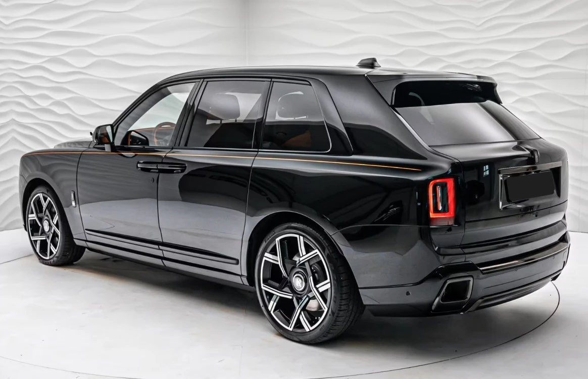Rolls-Royce Cullinan Series II* Black Badge* Shooting Star* Theater*  - изображение 2