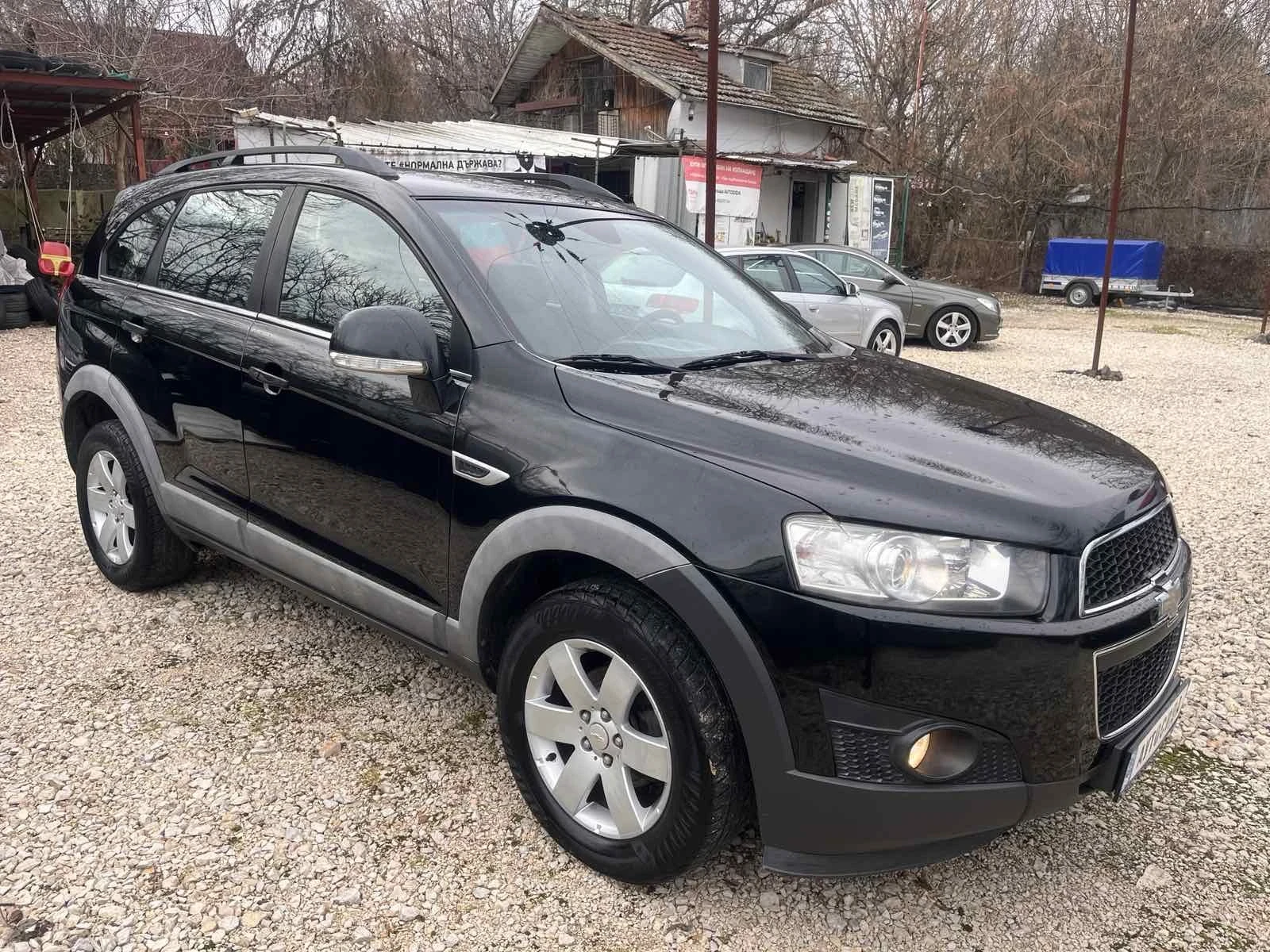 Chevrolet Captiva 2.2D - изображение 3