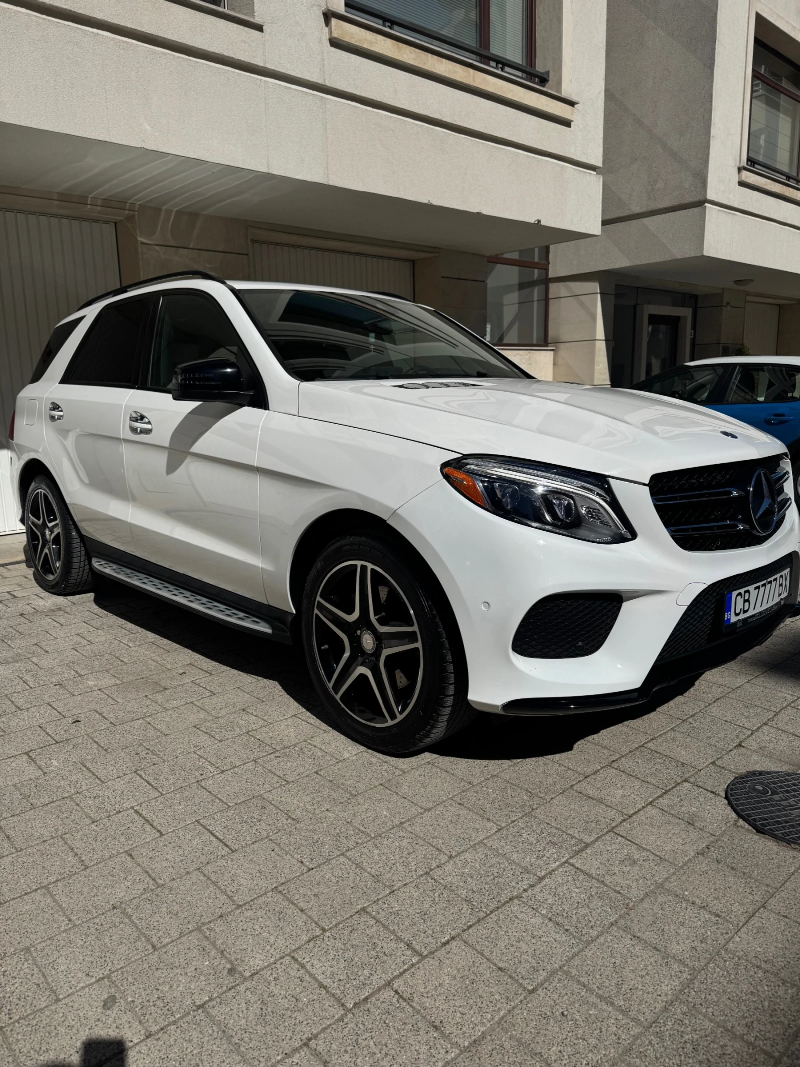 Mercedes-Benz GLE 350 MERCEDES GLE 350 AMG NIGHT PACKAGE 4MATIC, снимка 2 - Автомобили и джипове - 54139175