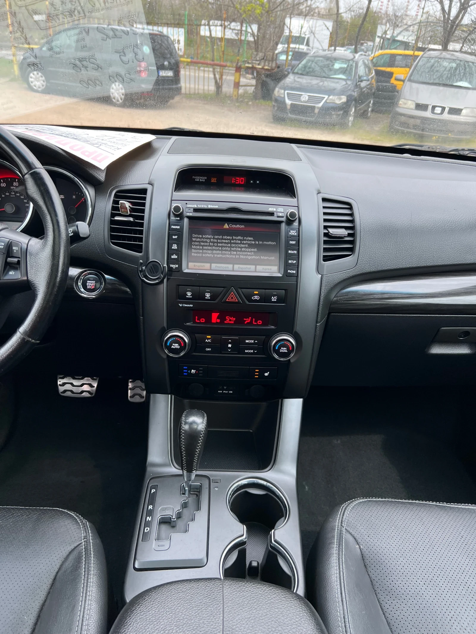 Kia Sorento 3.5 ax-v6 4x4, 7 места, става на газ , снимка 14 - Автомобили и джипове - 54205112