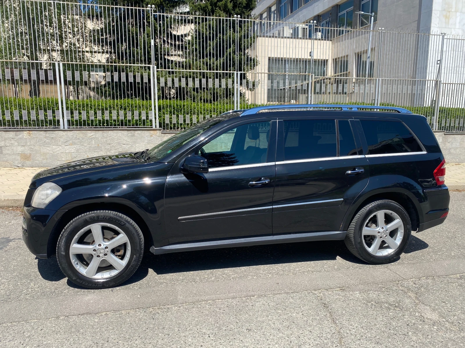 Mercedes-Benz GL 450, снимка 2 - Автомобили и джипове - 54566759