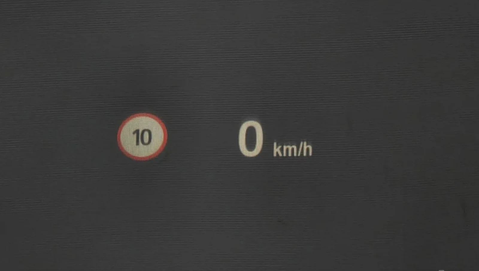 BMW X6 40D* Обдух* HUD*  H/K* 360* Pano* Крайна цена* , снимка 14 - Автомобили и джипове - 54836638