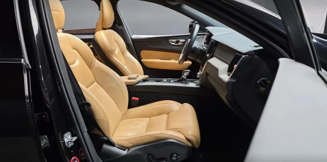 Volvo XC60 * АвтоКредит* (ЦЕНА ДО БГ), снимка 8 - Автомобили и джипове - 55486116