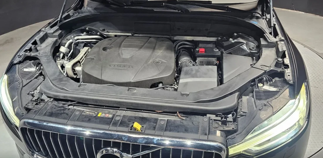 Volvo XC60 * АвтоКредит* (ЦЕНА ДО БГ), снимка 5 - Автомобили и джипове - 55486116