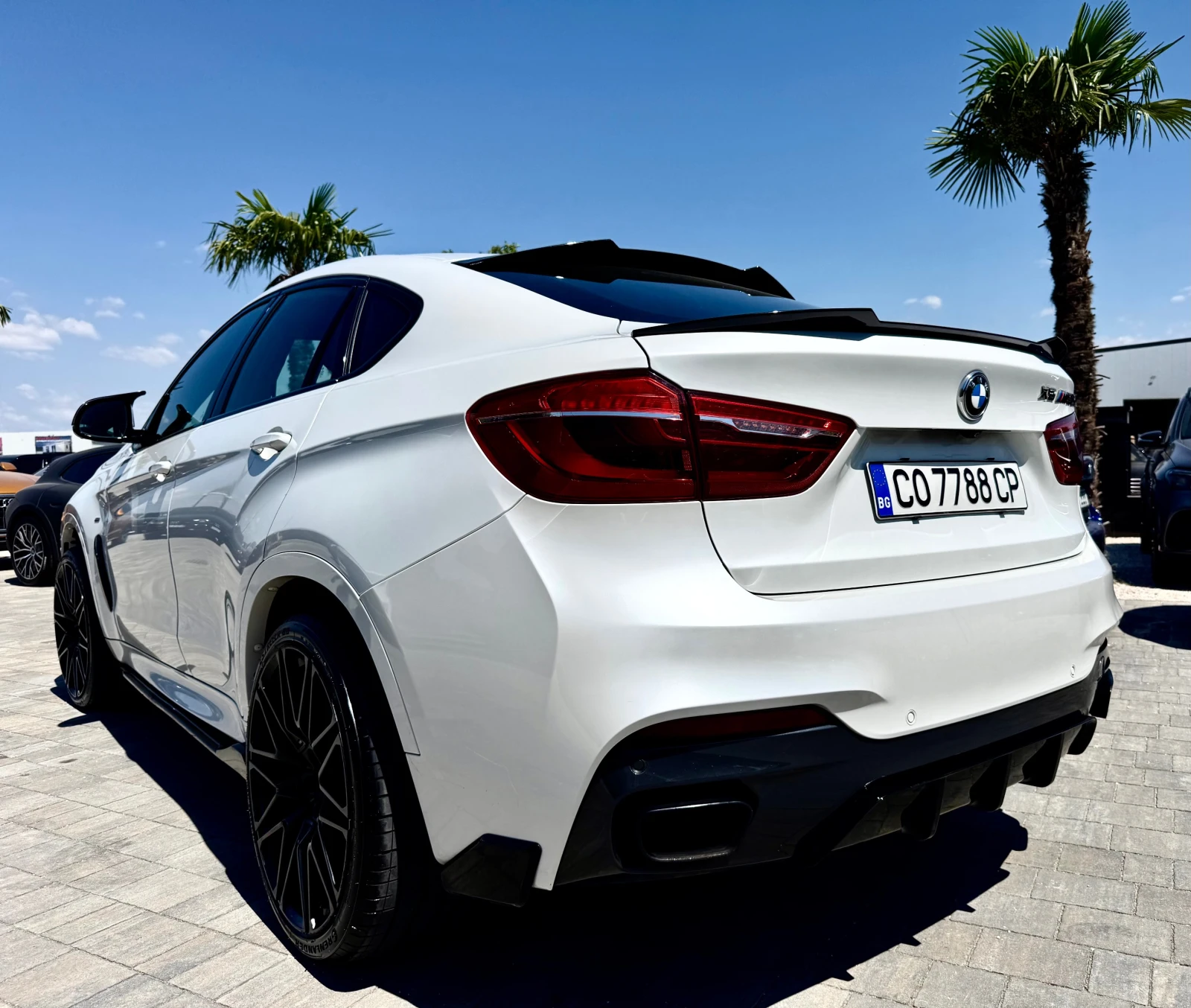 BMW X6 M50D* PERFORMANCE* CARBON, снимка 7 - Автомобили и джипове - 55663656