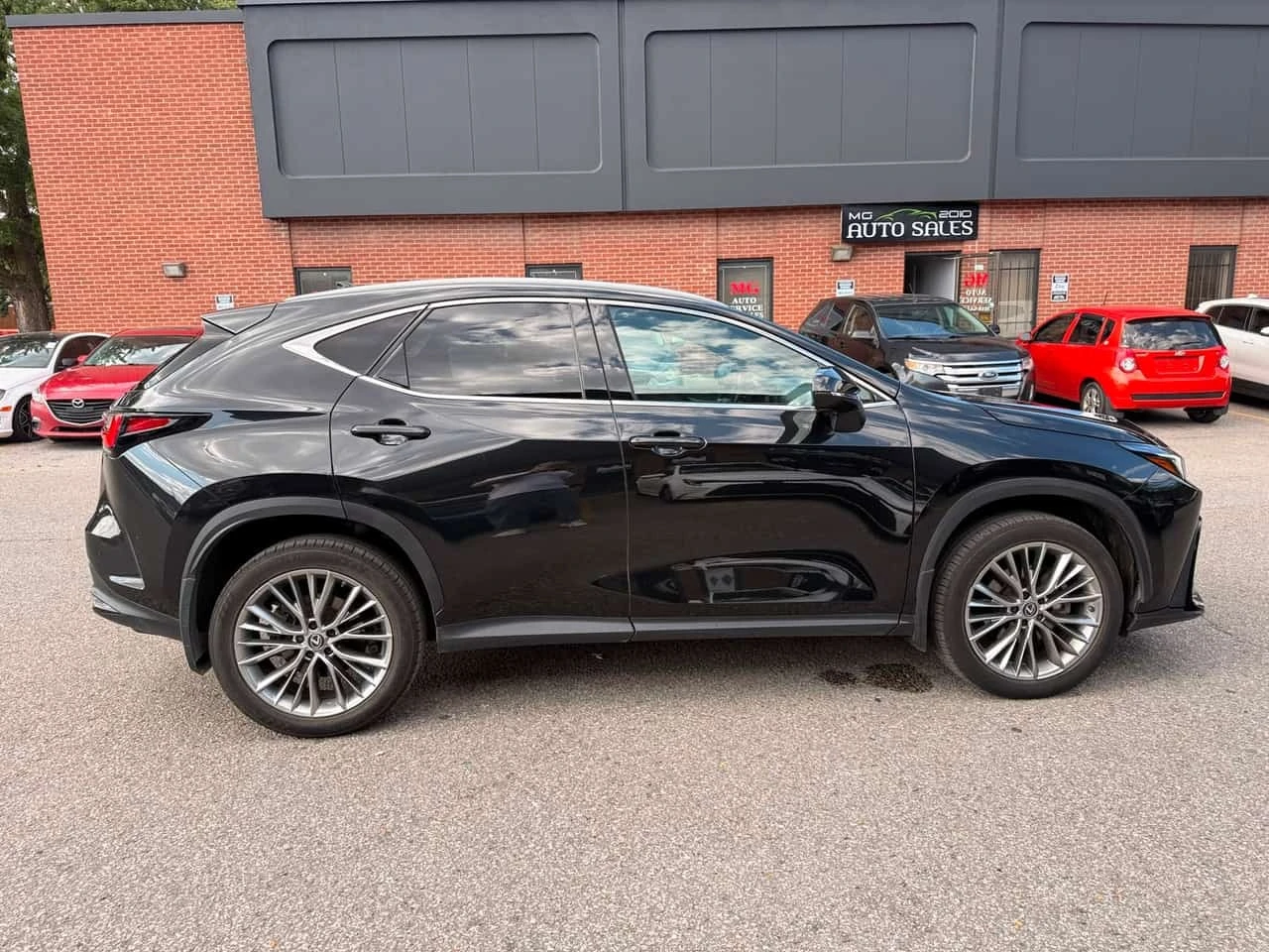 Lexus NX 350h  * CARFAX * ОПЦИЯ ЗА ФИНАНСИРАНЕ, снимка 3 - Автомобили и джипове - 55772963