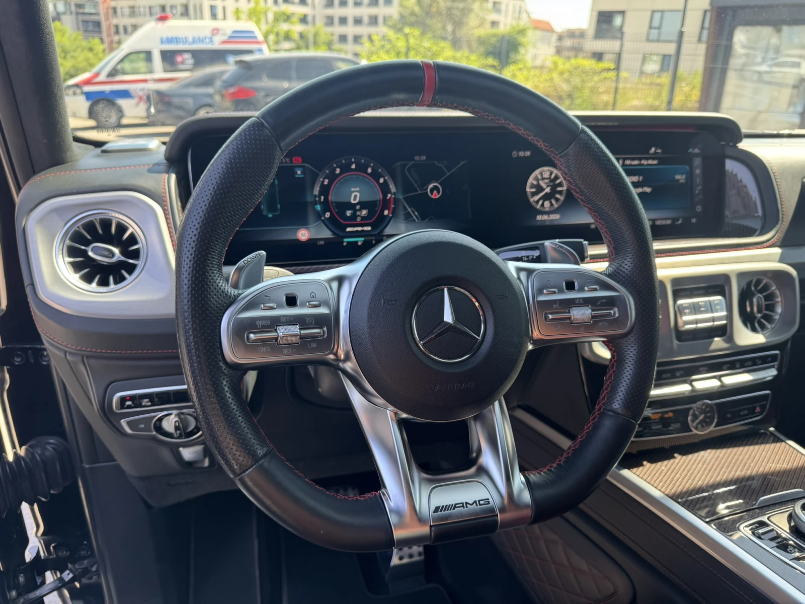 Mercedes-Benz G 63 AMG, снимка 13 - Автомобили и джипове - 56215842