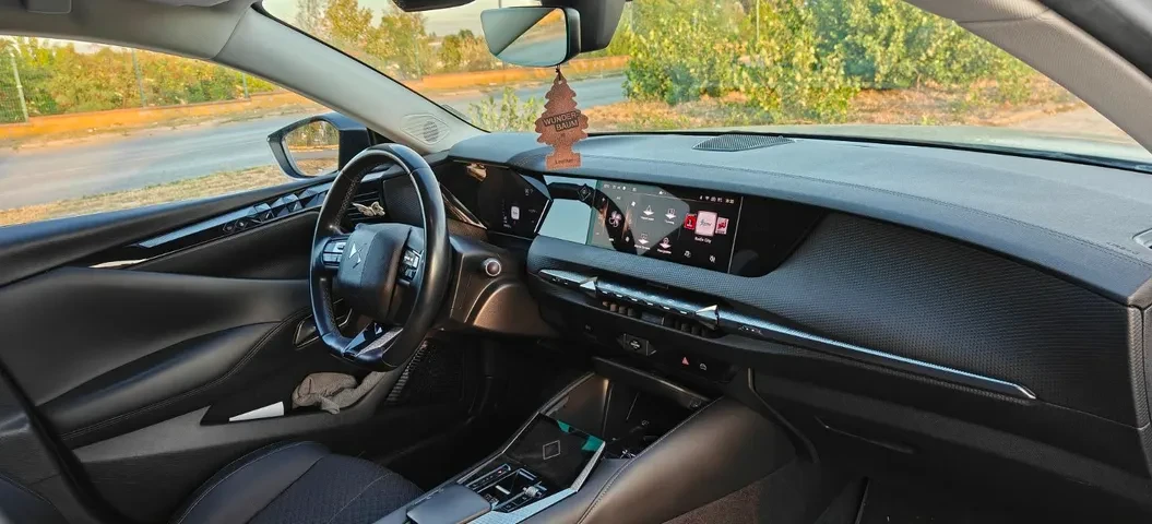 DS DS 4 Crossback 1.5 BlueHDi, снимка 4 - Автомобили и джипове - 56299778