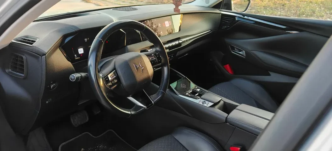 DS DS 4 Crossback 1.5 BlueHDi, снимка 5 - Автомобили и джипове - 56299778