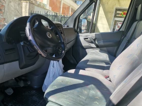 VW Crafter 2.5 TDI, снимка 6 - Бусове и автобуси - 53618823