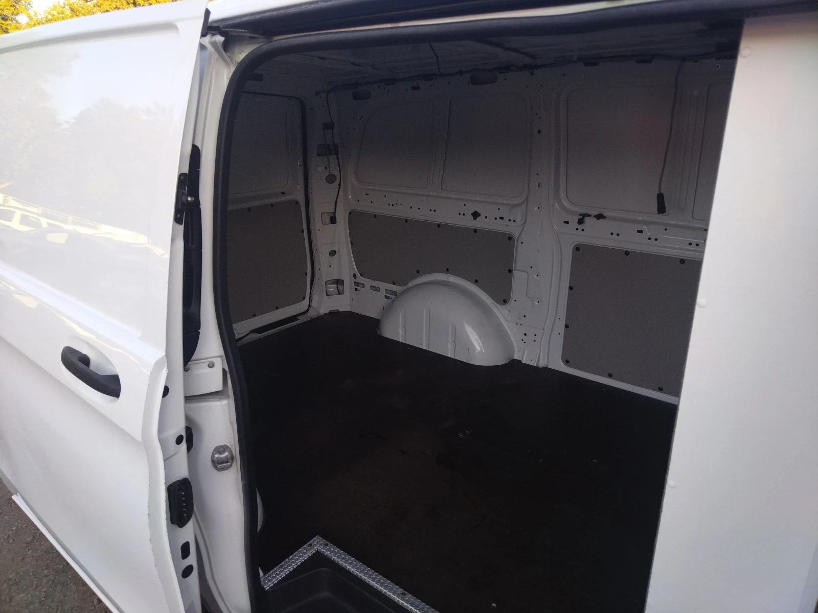 Mercedes-Benz Vito 111CDI, 6скорости, климатик, инкасо.  - изображение 10