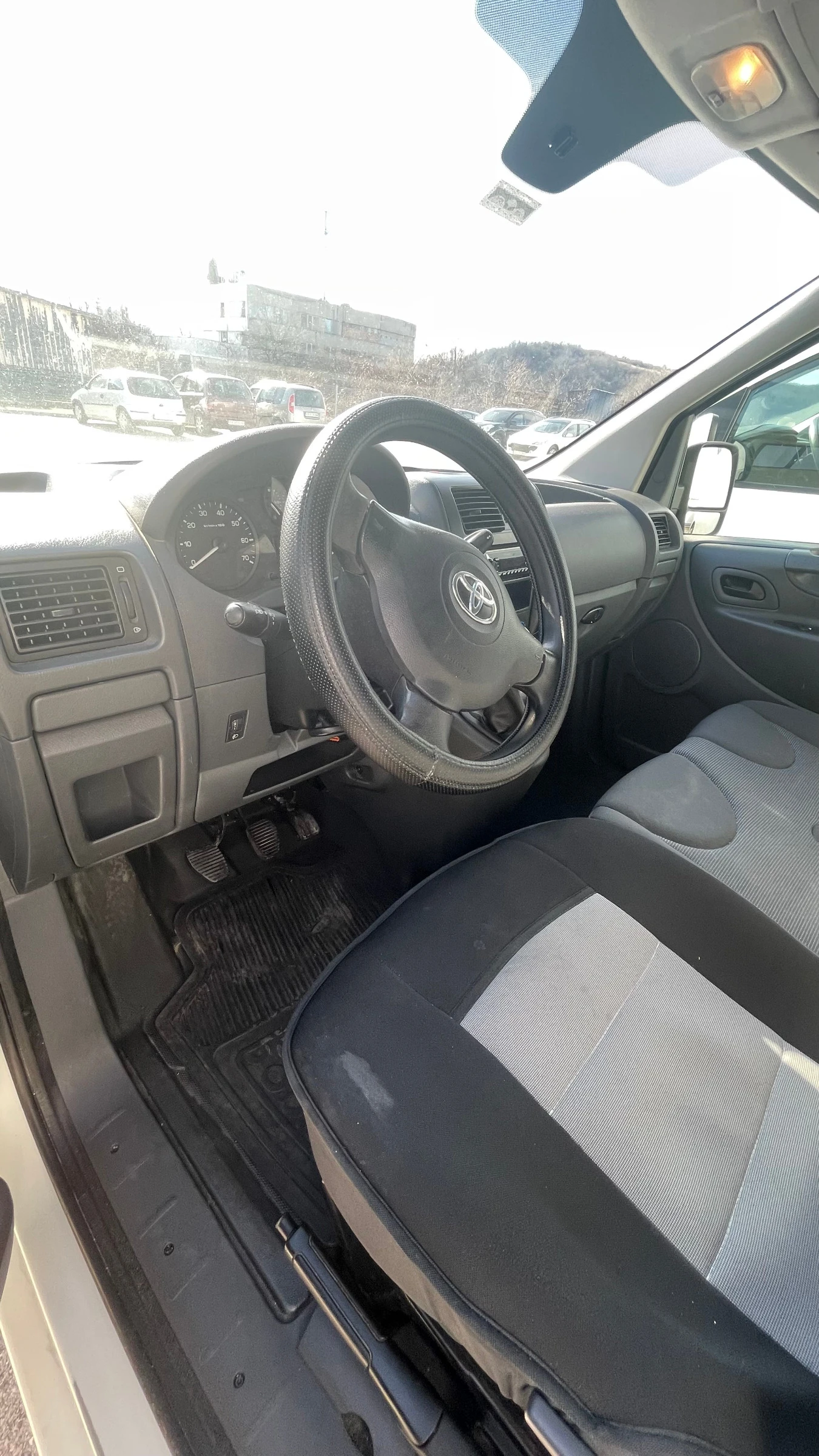 Toyota Proace 1.6D, снимка 6 - Бусове и автобуси - 54217278