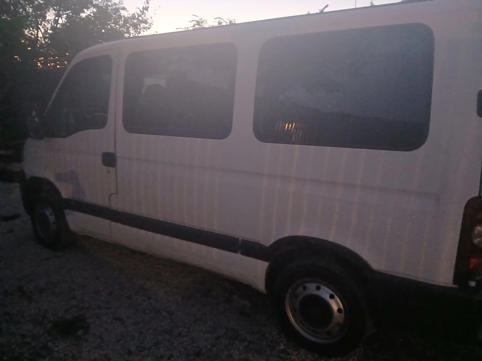 Opel Movano 2.5tdci-klimatik, снимка 2 - Бусове и автобуси - 55585475