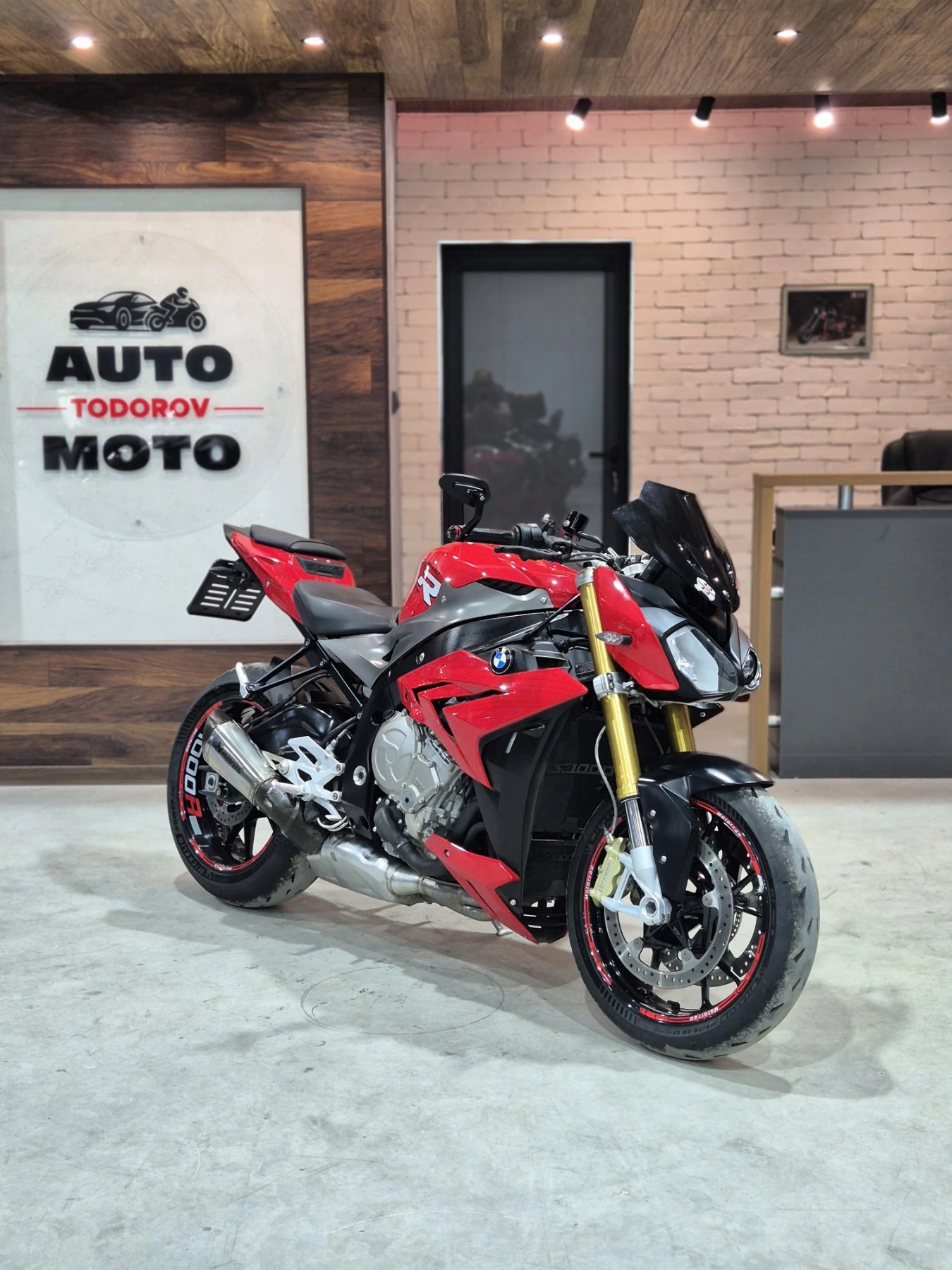 BMW S s 1000 R НОВ ВНОС ОТ ШВЕЙЦАРИЯ!!АКРАПОВИЧ!!, снимка 3 - Мотоциклети и мототехника - 54672379