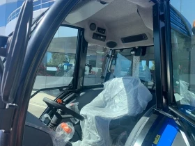 Трактор New Holland TD4.100F, снимка 3