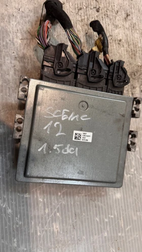 Компютър за двигател / ECU / Моторен компютър за Renault Scenic 2012 - S180153104 / 237102426R / 237