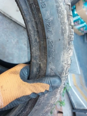 Гуми Зимни 225/45R17, снимка 7