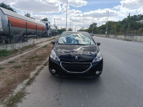 Peugeot 208 Автоматик, снимка 2