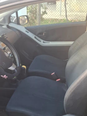 Toyota Yaris 1.1, снимка 4