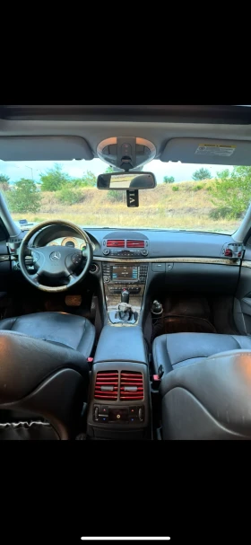Mercedes-Benz E 320, снимка 5