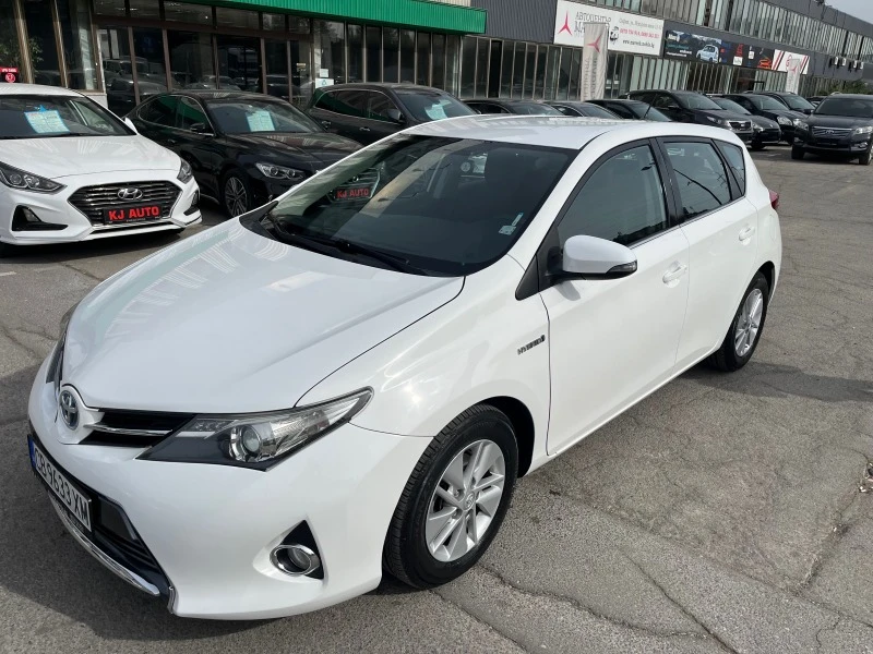 Toyota Auris 1.8i HYBRID, снимка 1 - Автомобили и джипове - 41289457