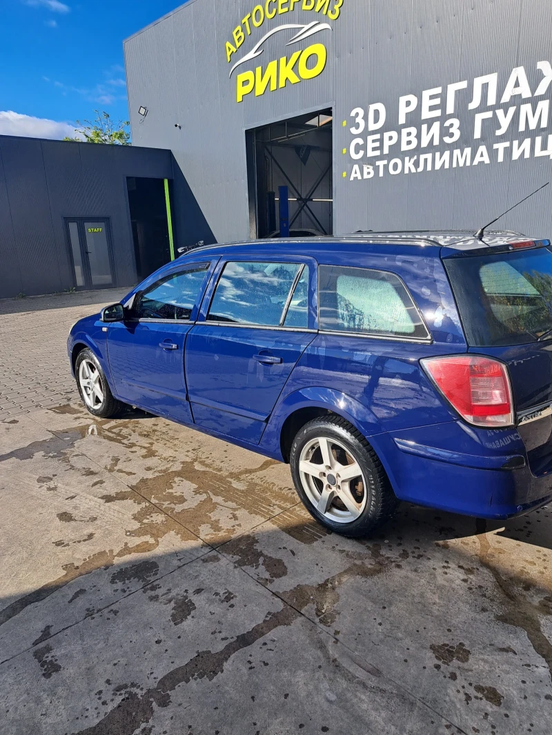 Opel Astra, снимка 4 - Автомобили и джипове - 47492565