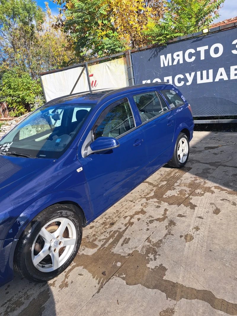 Opel Astra, снимка 3 - Автомобили и джипове - 47492565