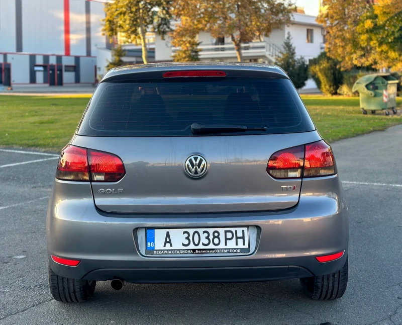 VW Golf 6 1.6TDI Navi, снимка 6 - Автомобили и джипове - 47634470