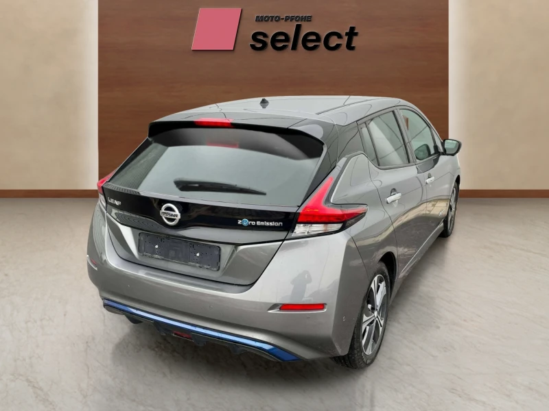 Nissan Leaf  40 kwh, снимка 12 - Автомобили и джипове - 47979750