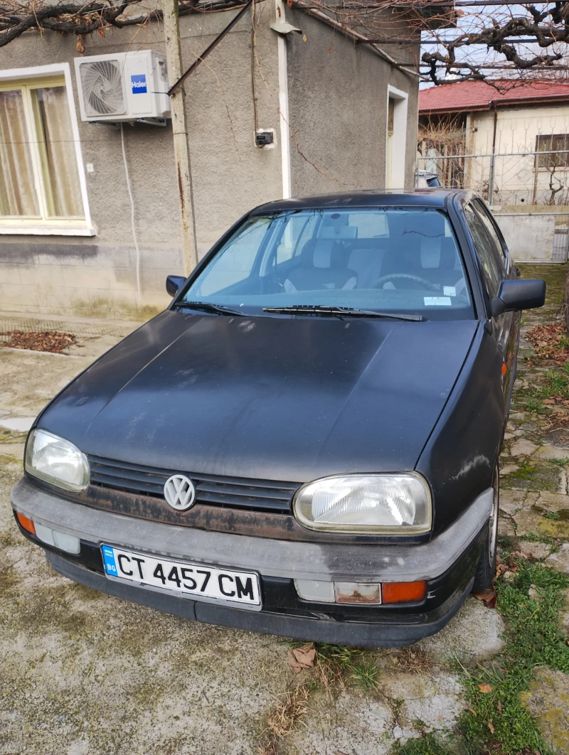 VW Golf, снимка 1 - Автомобили и джипове - 48452761