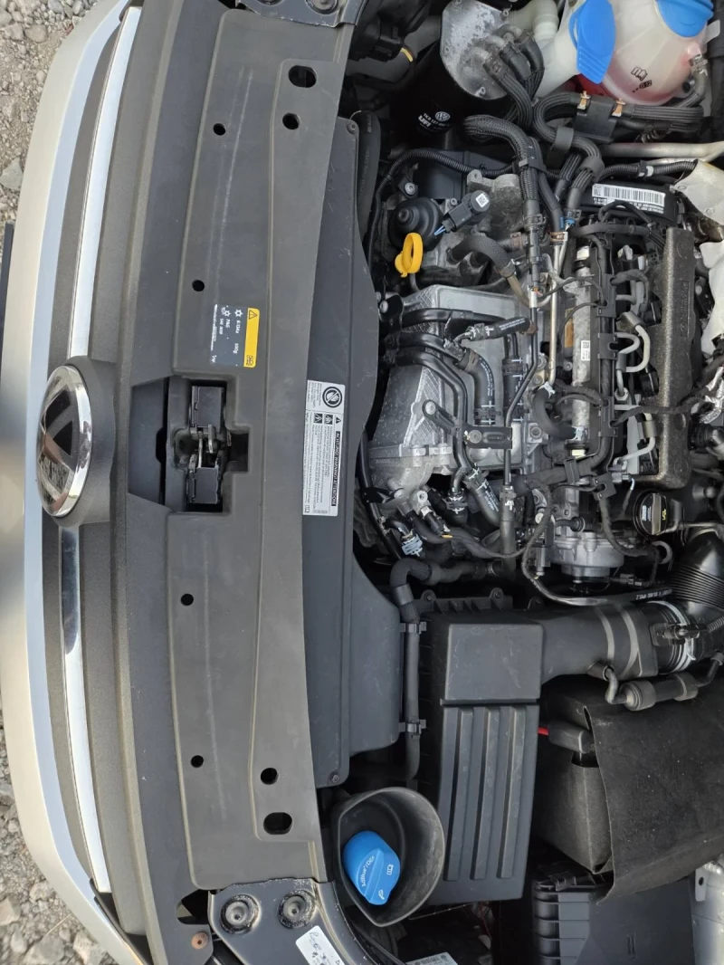 VW Caddy 2.0 150к.с, снимка 12 - Автомобили и джипове - 51540946