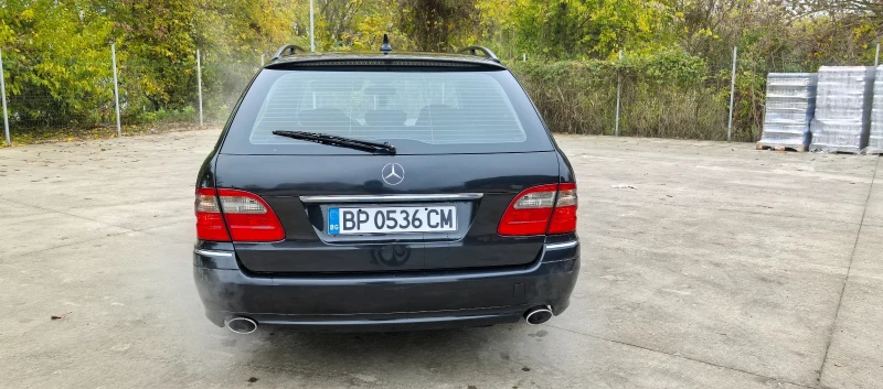 Mercedes-Benz E 280, снимка 7 - Автомобили и джипове - 52597804