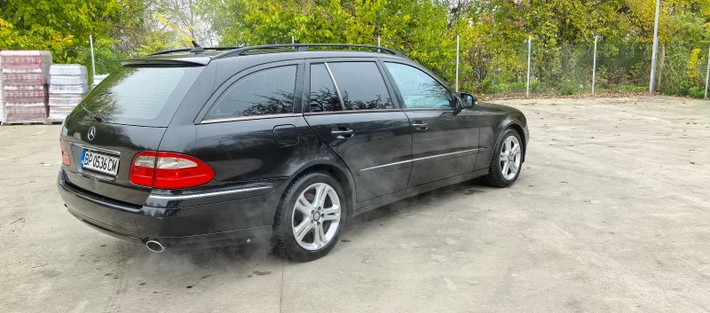 Mercedes-Benz E 280, снимка 6 - Автомобили и джипове - 52597804
