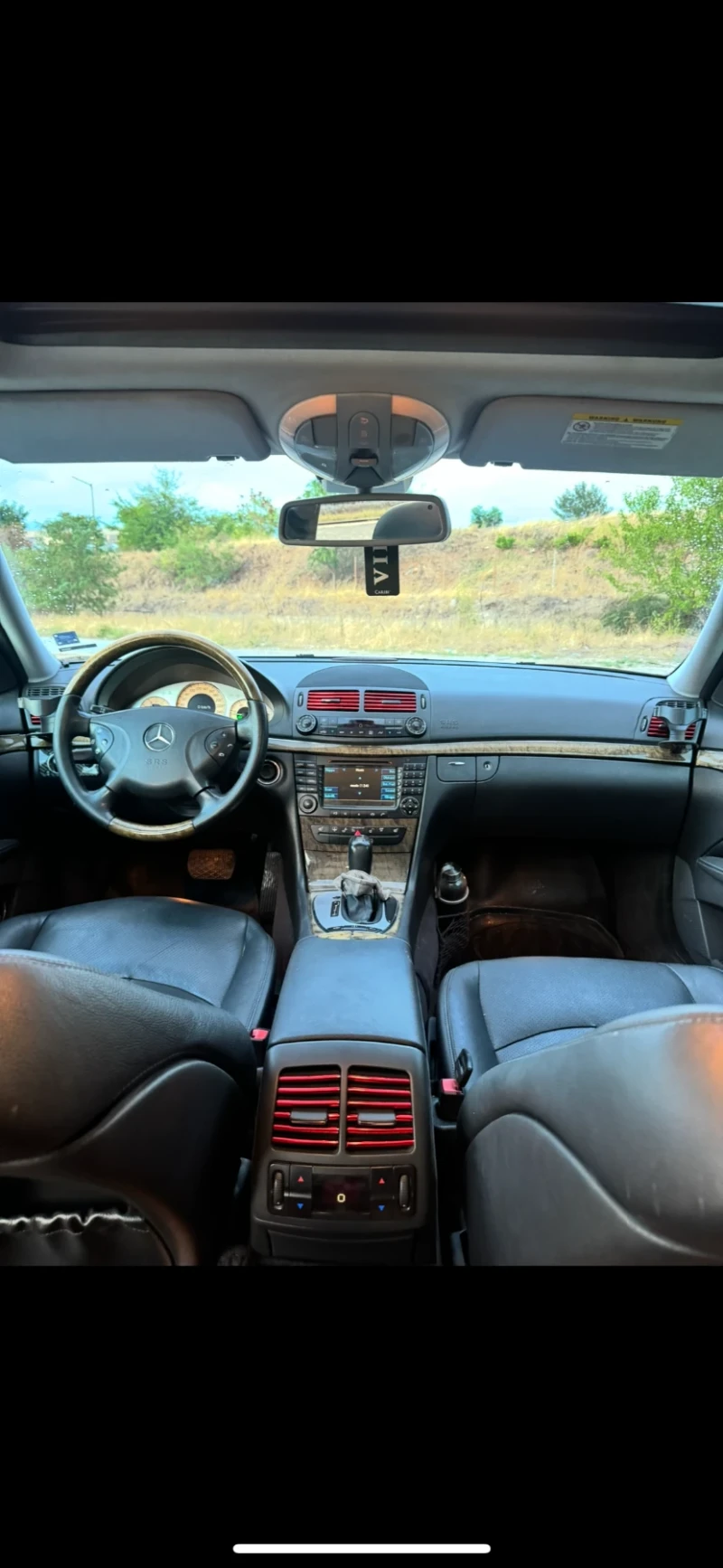 Mercedes-Benz E 320, снимка 5 - Автомобили и джипове - 52594337