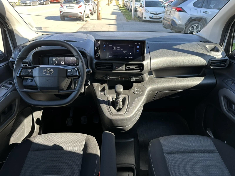 Toyota Proace City 1.2 Comfort L2, снимка 11 - Автомобили и джипове - 52630456