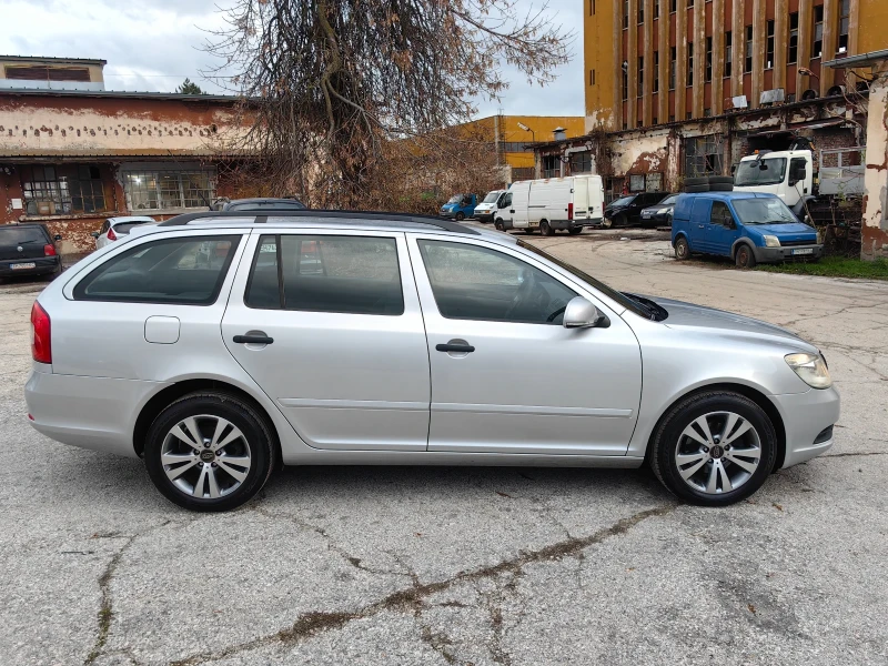 Skoda Octavia 1.6tdi 105 ps, Евро 5, Facelift, Комби, Отлична , снимка 4 - Автомобили и джипове - 52664989