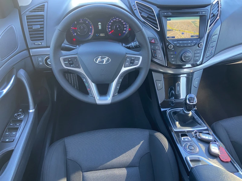 Hyundai I40 1.7crdi-Изключително запазен!, снимка 8 - Автомобили и джипове - 52736621
