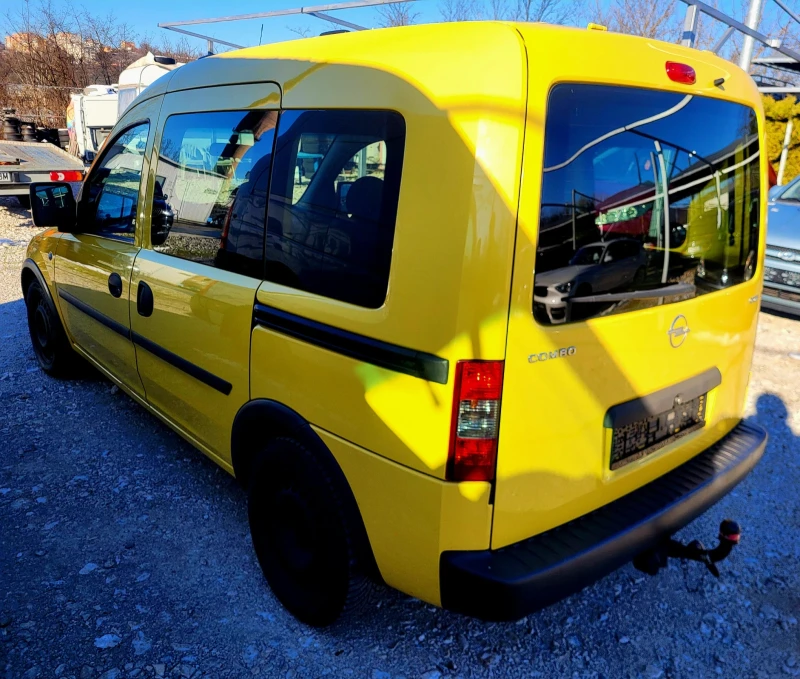 Opel Combo 1.3 CDTI, снимка 4 - Автомобили и джипове - 52927831