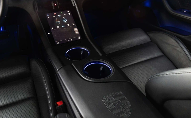 Porsche Taycan Turbo Sport Chrono, снимка 9 - Автомобили и джипове - 52985932