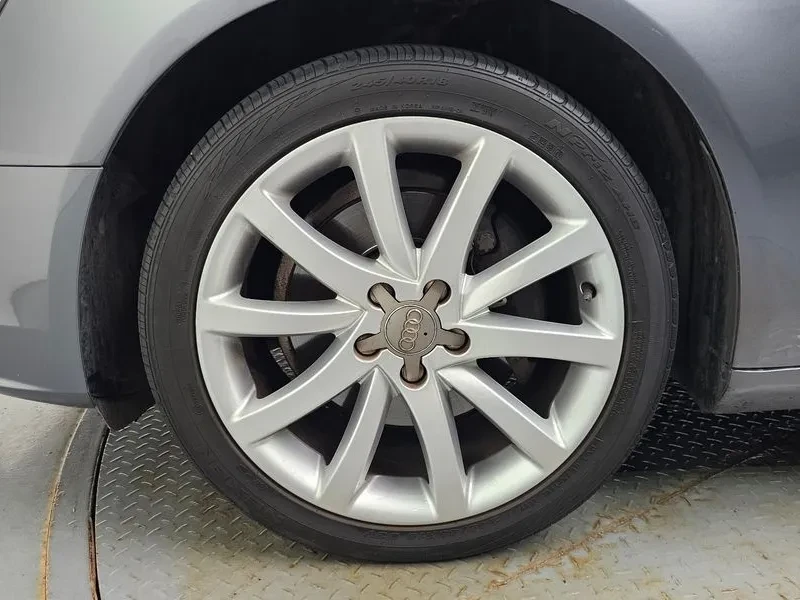 Audi A4 2.0 TFSI Quattro - САМО 30% АВАНС, снимка 9 - Автомобили и джипове - 56253852