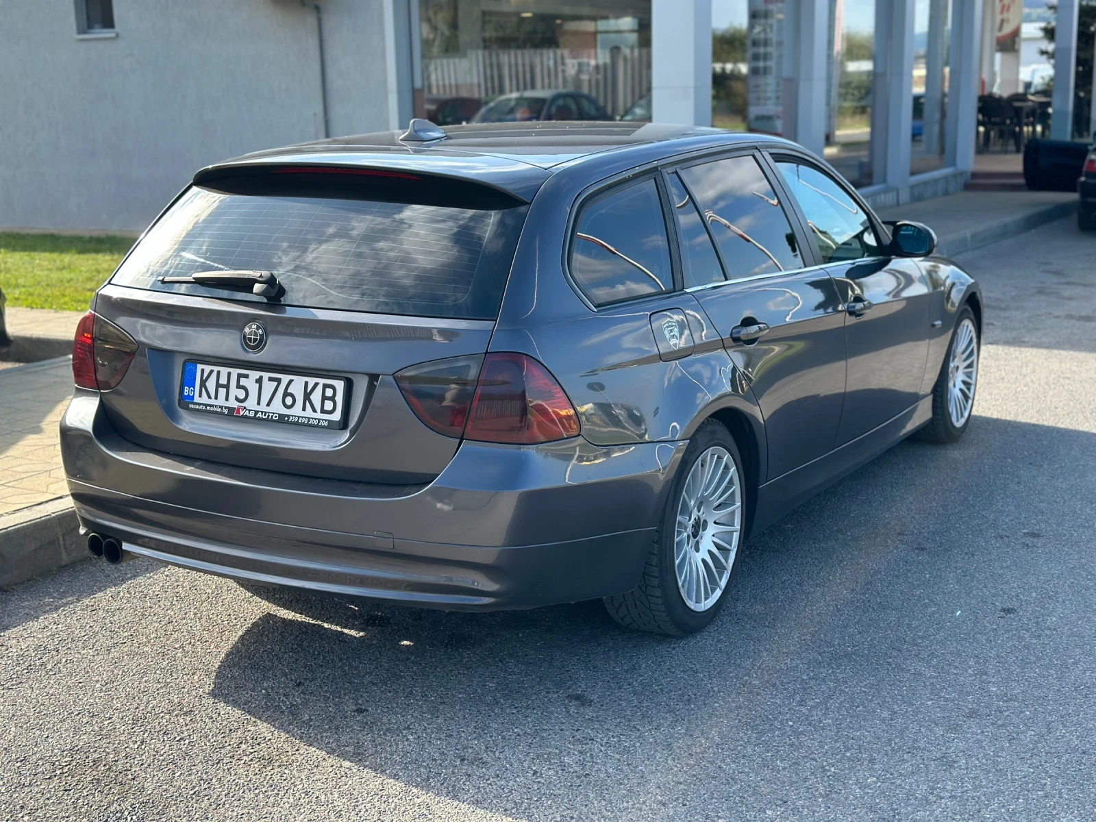 BMW 330  - изображение 5