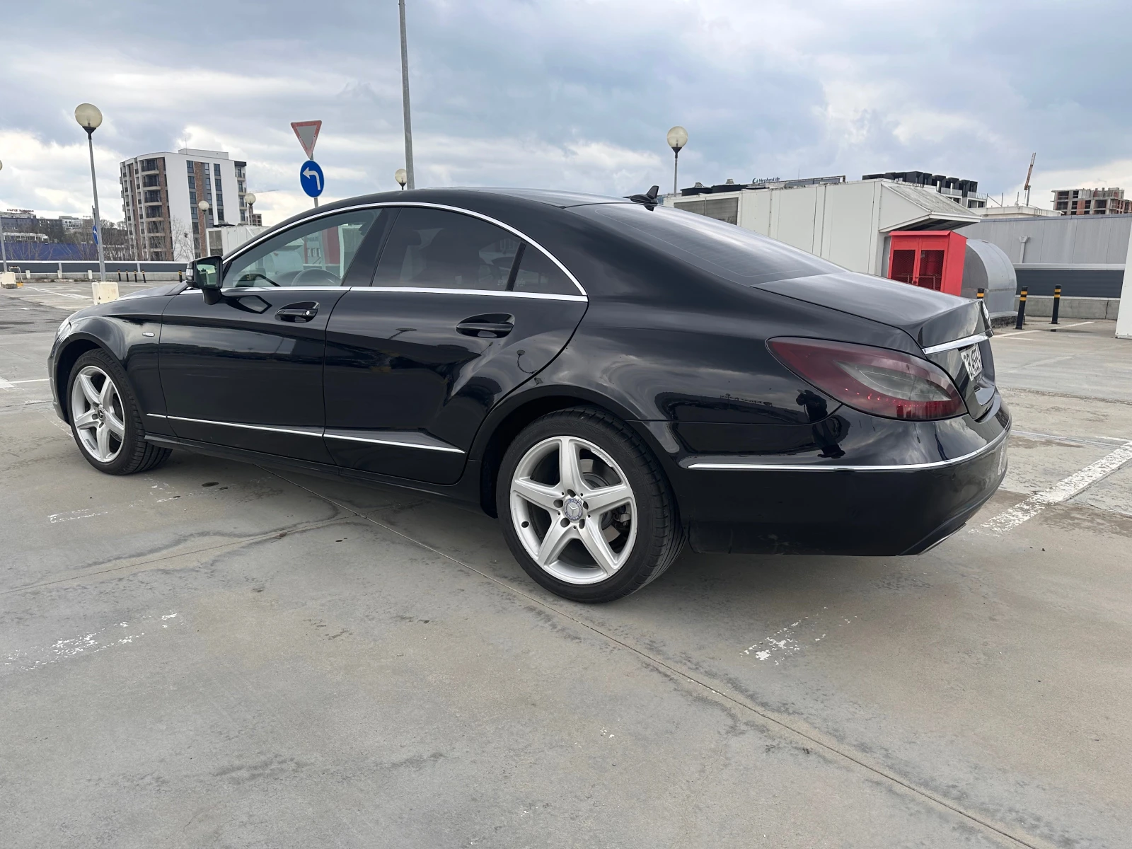 Mercedes-Benz CLS 350  - изображение 2