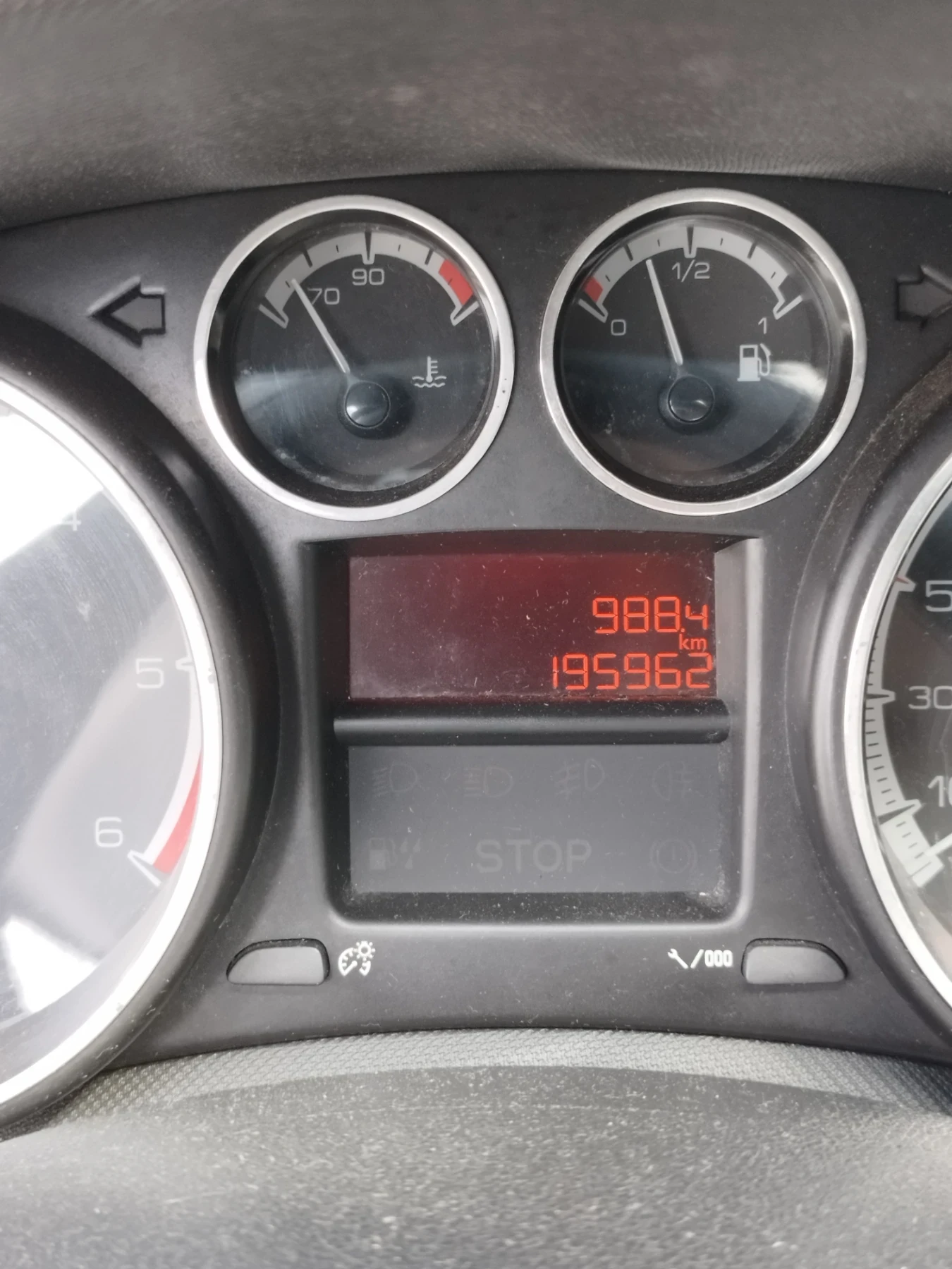 Peugeot 308 SW - изображение 6