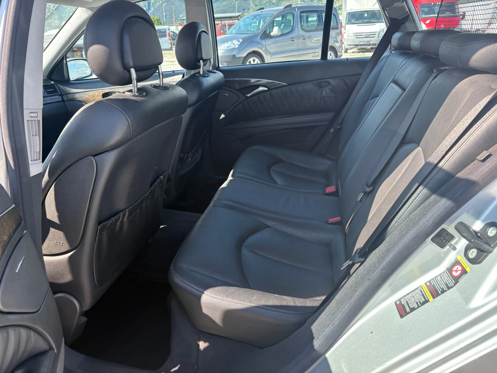 Mercedes-Benz E 320 E 320 CDI - изображение 9